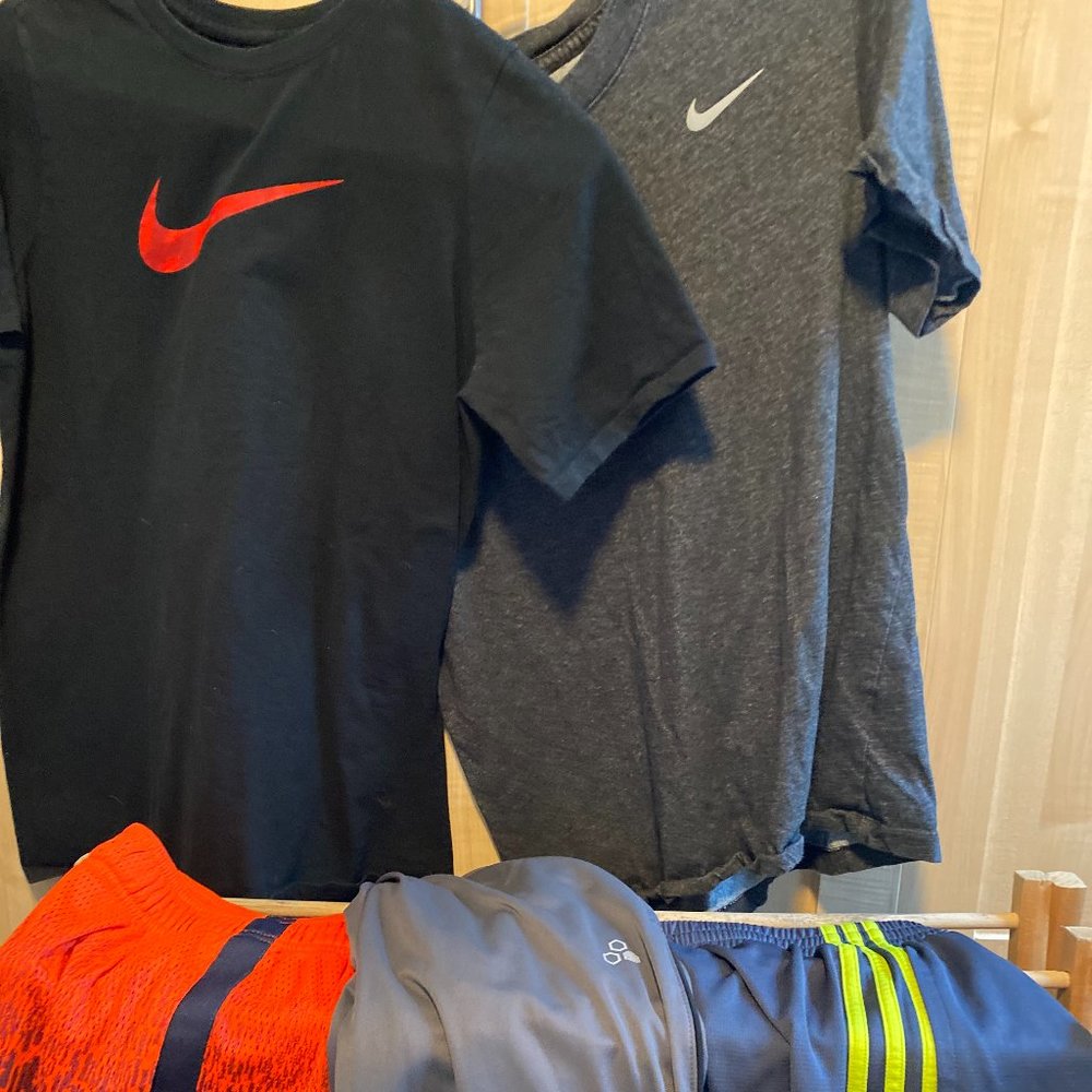 BOYS XL 5 PIECE LOT BUNDLE